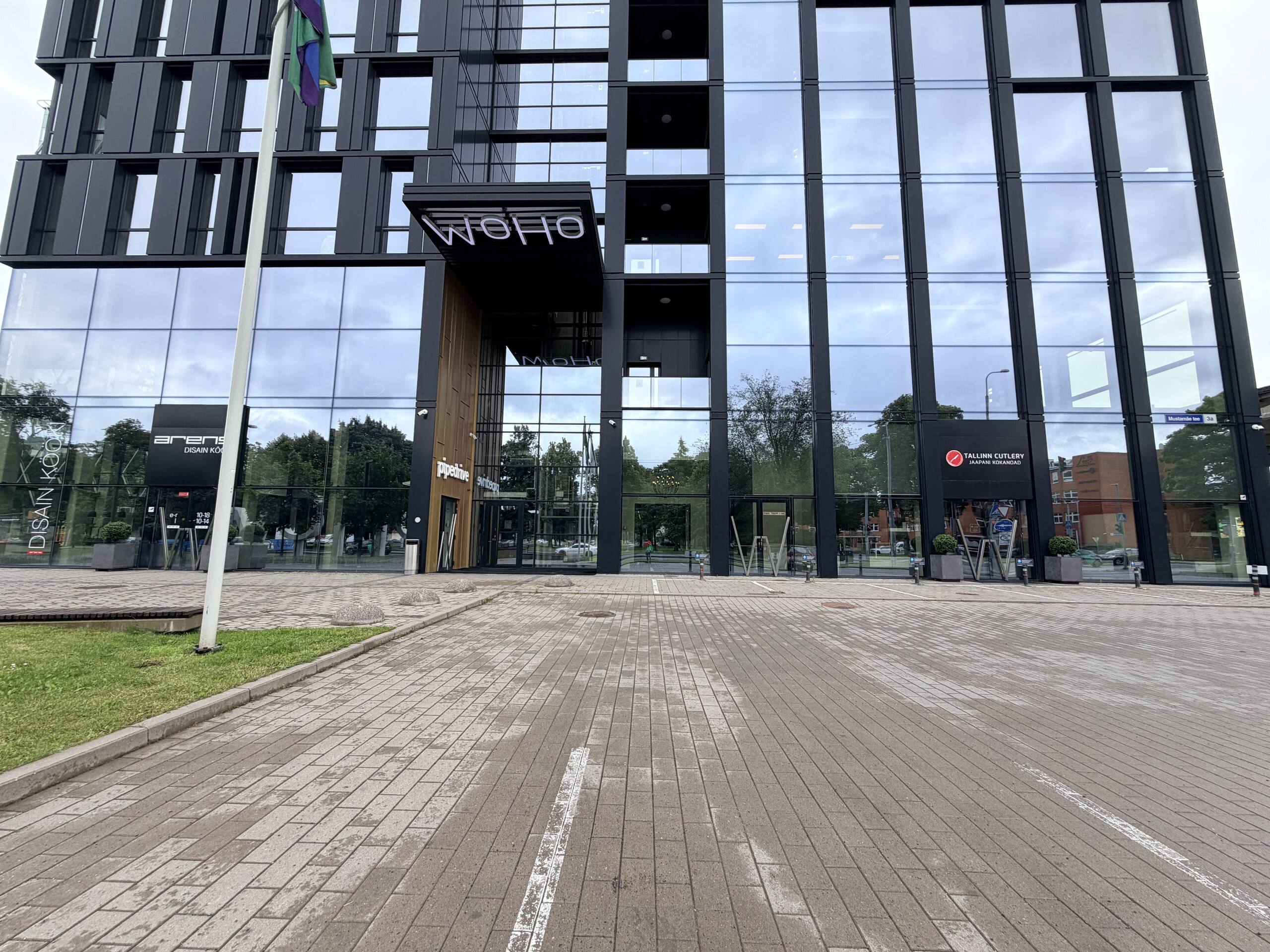 The WoHo building seen from the street.